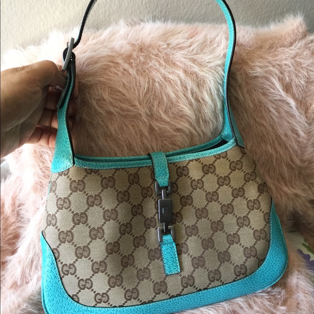 Additional Photos Authentic Gucci!